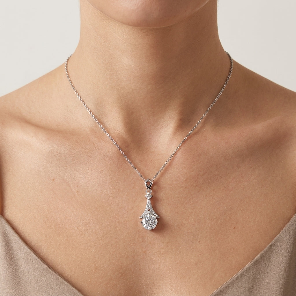 Montore Elegant 1 Carat Moissanite Spire Pendant Necklace