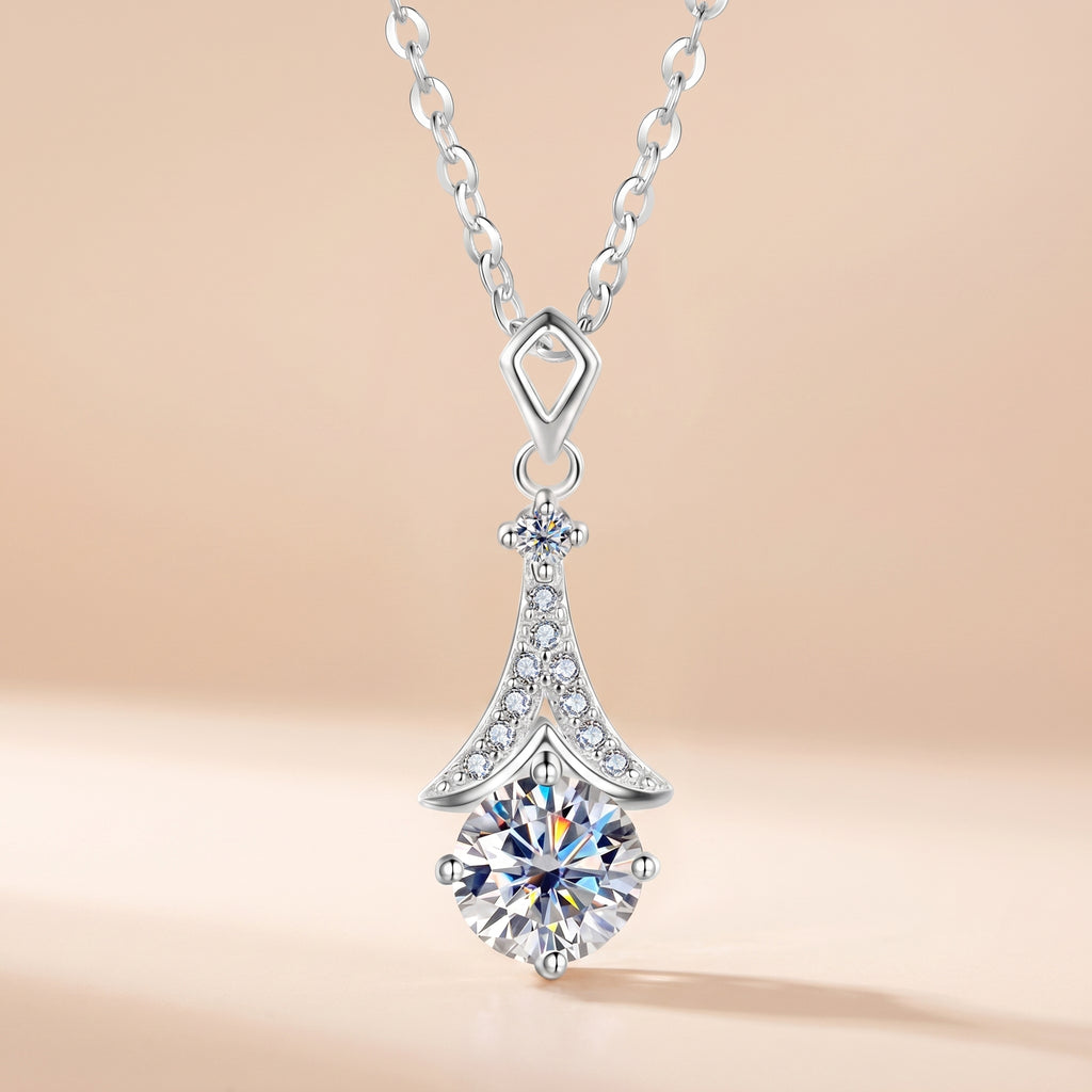 Montore Elegant 1 Carat Moissanite Spire Pendant Necklace