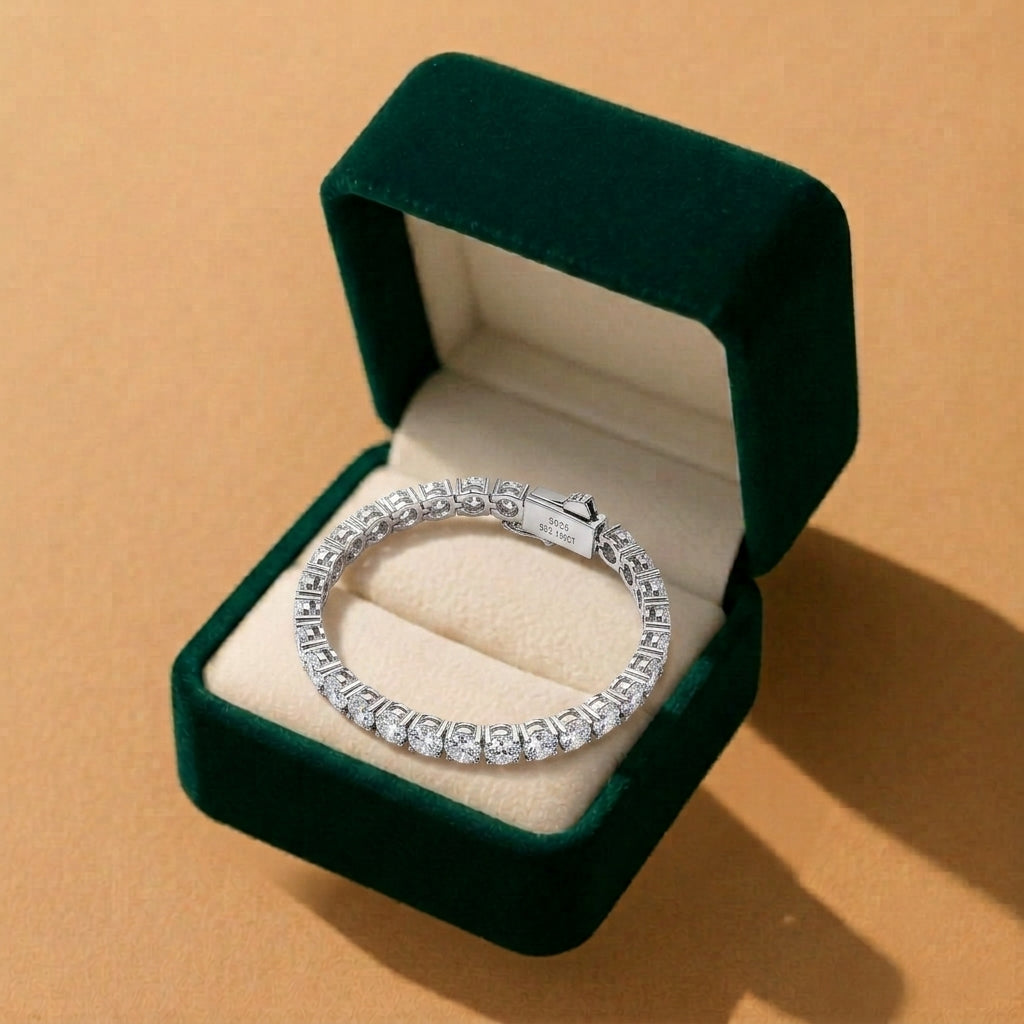 Round Cut Sterling Silver Moissanite Tennis Bracelet (32 Ct. Tw)