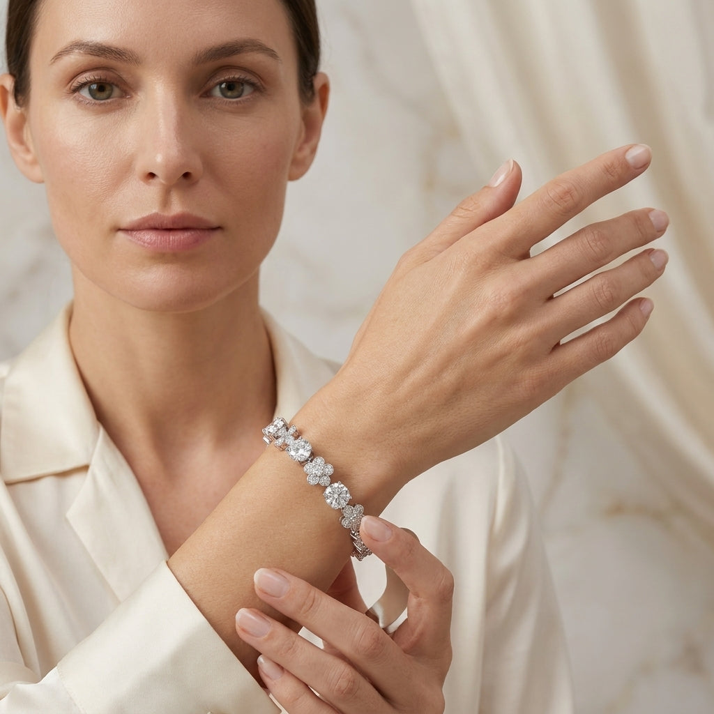 Montore VVS1 D Color 6×6MM Cushion Cut Moissanite Bracelet